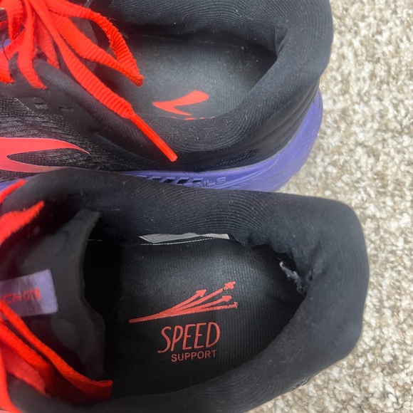 Brooks Black Sneakers with Bright Coral Logo and Red Laces - Picture 2 of 10